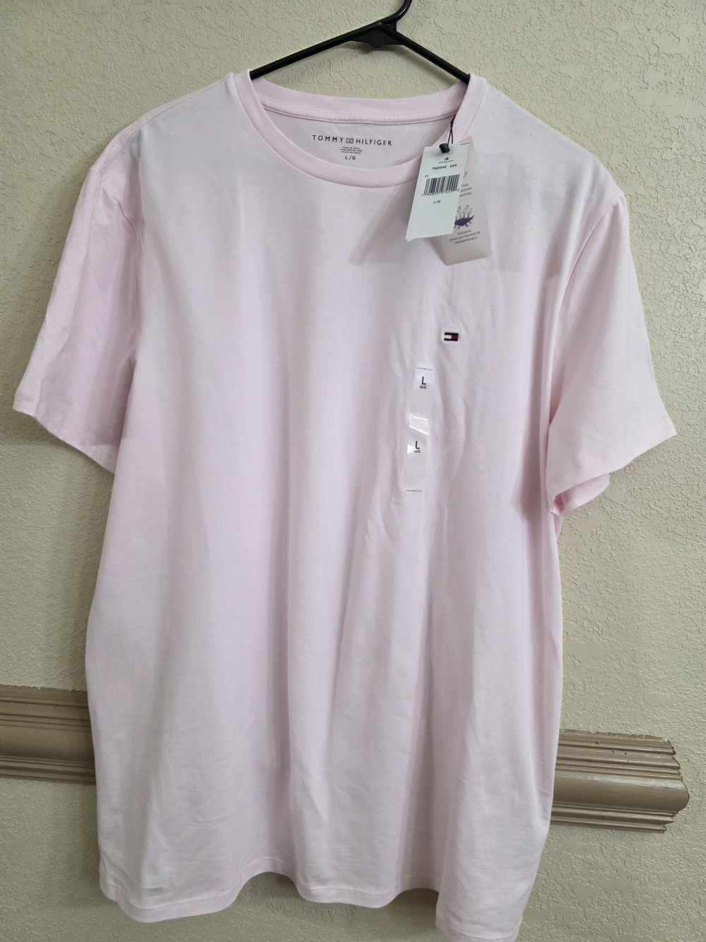 Tommy Hilfiger Men's Crew Neck T-Shirt in Pale Pink